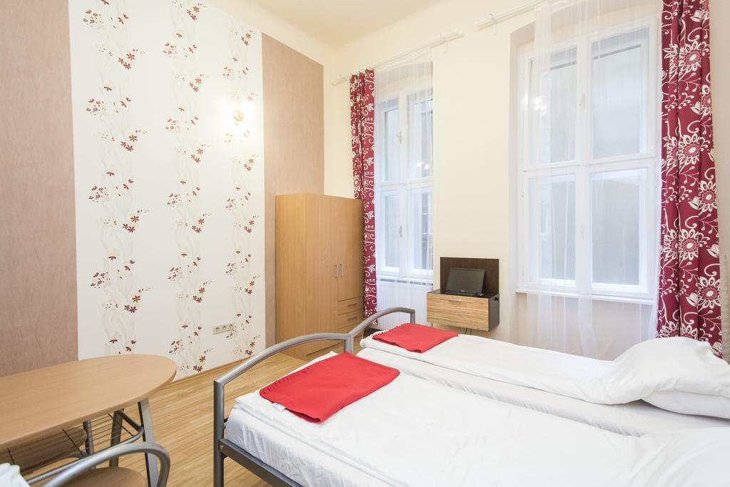 Riverside City Budapest Eksteriør billede